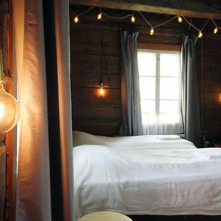 Hotel Lauri Historical Log House Manor Rovaniemi Exterior foto