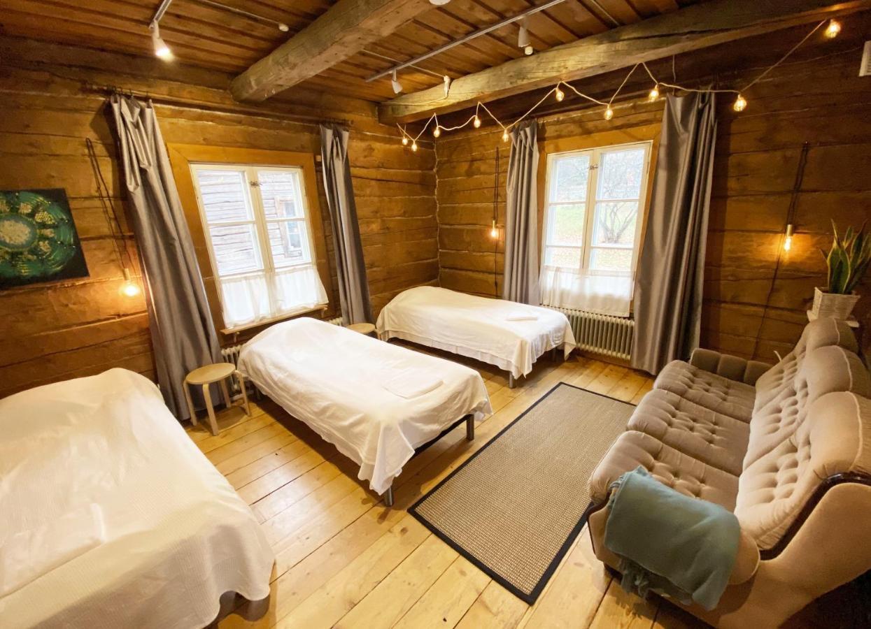 Hotel Lauri Historical Log House Manor Rovaniemi Exterior foto