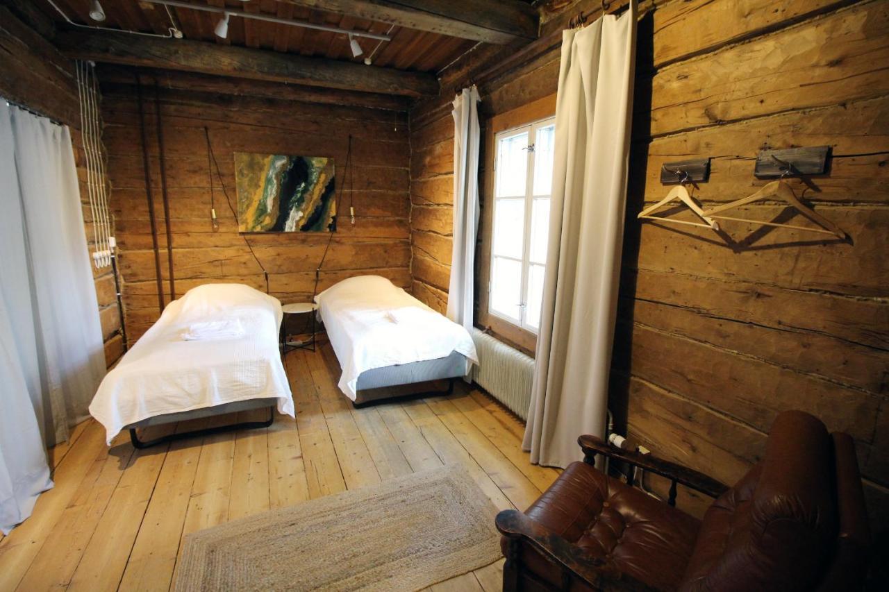 Hotel Lauri Historical Log House Manor Rovaniemi Exterior foto
