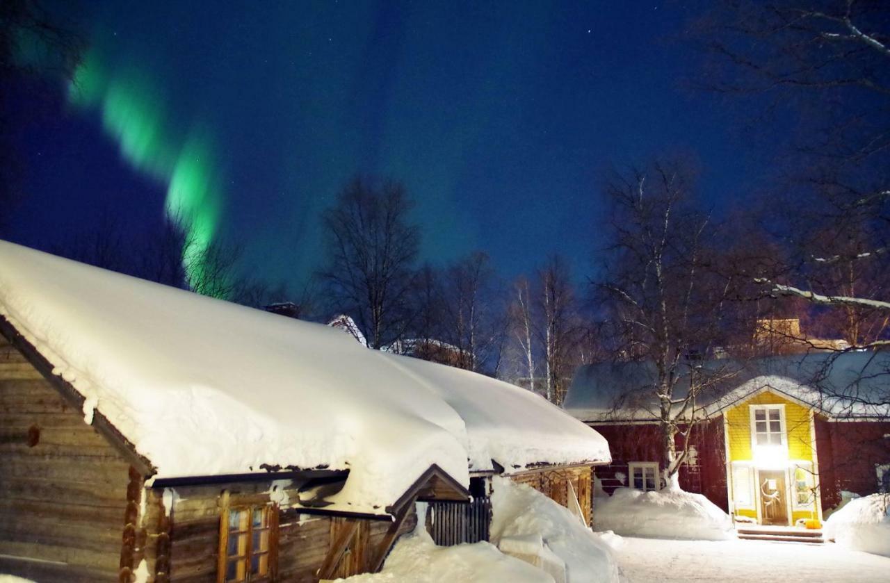 Hotel Lauri Historical Log House Manor Rovaniemi Exterior foto