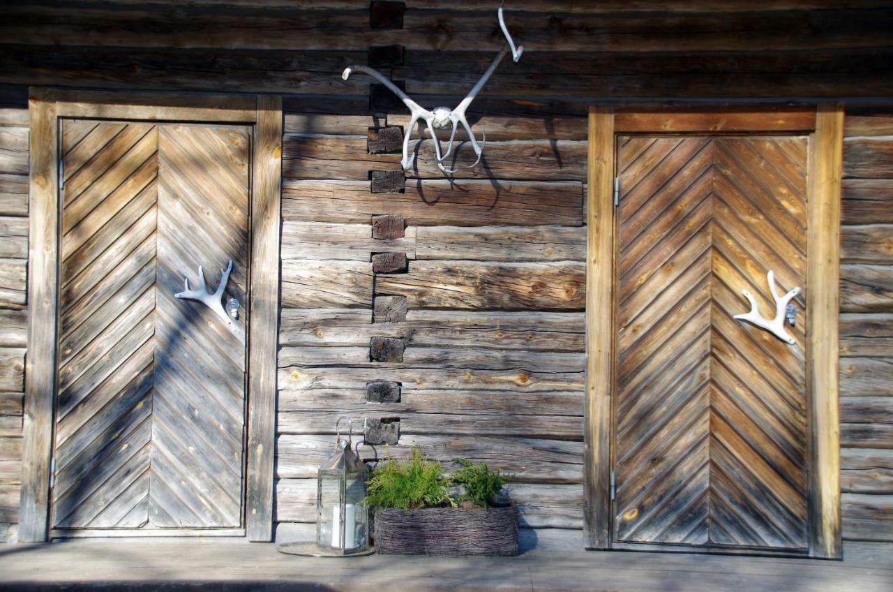Hotel Lauri Historical Log House Manor Rovaniemi Exterior foto